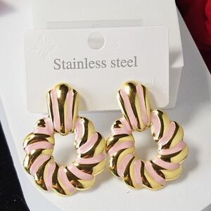 Pink Gold Scallop Hoop Earrings Stainless Steel Crescent Studs Minimalist Chic
